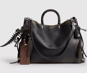 NWT Coach Official Rogue Bag 40 Loved Leather Charm CDZ54